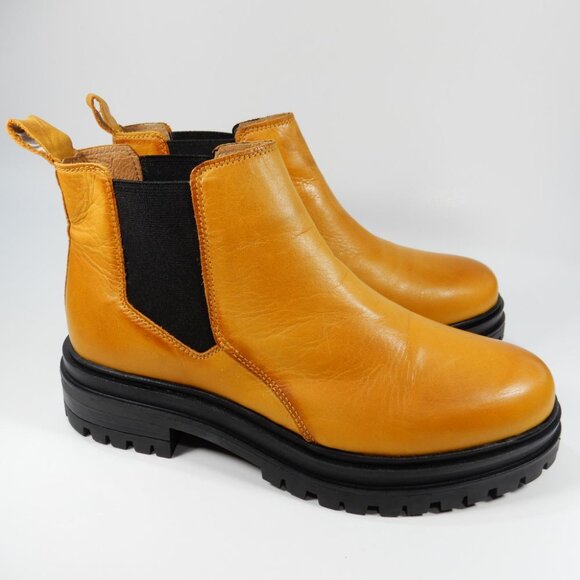 Miz Mooz Levona Chelsea Boots Size 38 7.5 8 Lug Sole Ochre Yellow Leather NEW - Picture 6 of 15